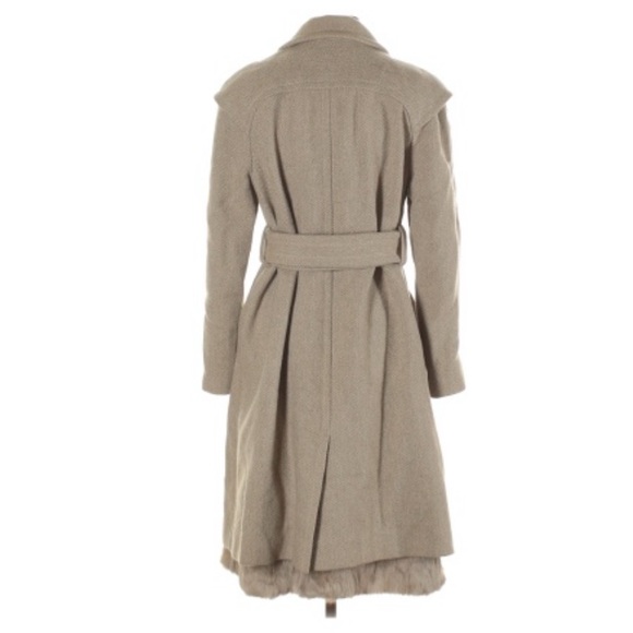 Louis Vuitton Wool Coat
SUMMER CLEARANCE PRICE - Picture 2 of 13